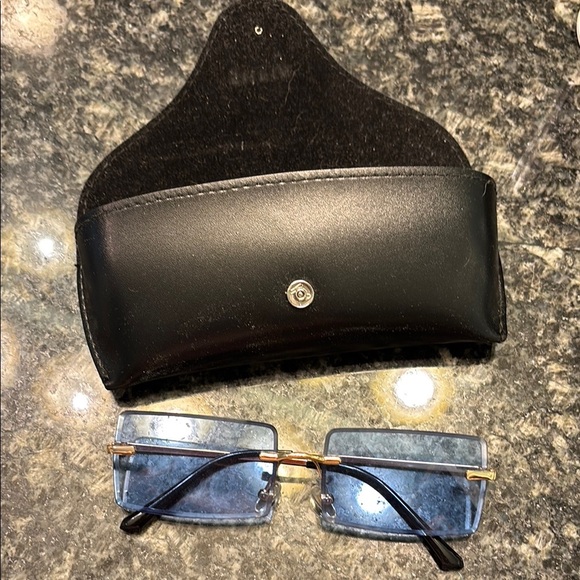 Stylish Blue Rimless Sunglasses - Picture 4 of 8
